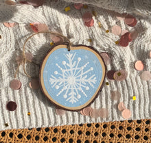 Load image into Gallery viewer, Glitter Blue Snowflake Wood Slice Ornament